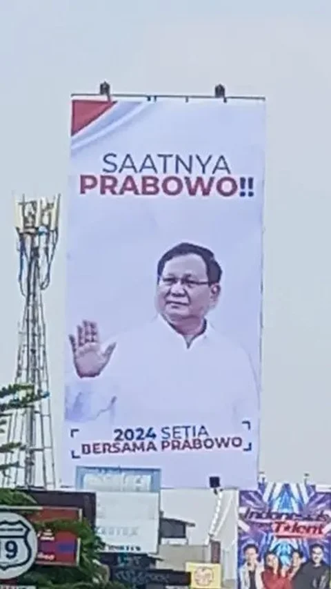 Baliho Prabowo Sendirian di Wilayah Kekalahan Jokowi, Begini Analisisnya