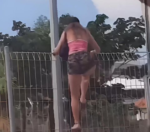 Still Remember the Sexy Foreigner Climbing the Fence at Bali Airport? Turns Out the Reason is Both Pathetic and Hilarious