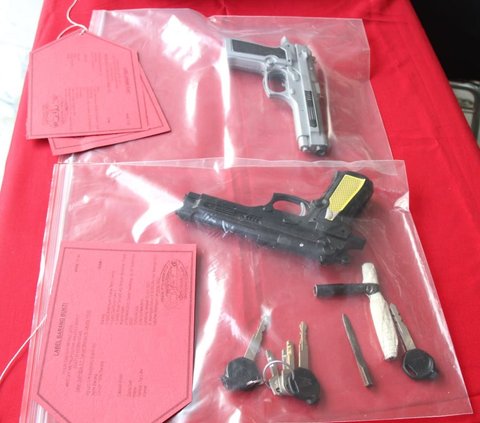 Polisi Tangkap 2 Pencuri Motor di Jakbar, Kerap Bawa Pistol Mainan Saat Beraksi
