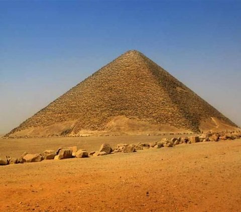 Dua Piramida yang Terlupakan di Mesir, Bentuknya Bengkok dan Berlapis Emas
