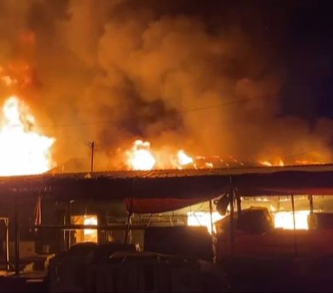 Pasar Leuwiliang Bogor Terbakar