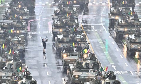 FOTO: Momen Langka Korea Selatan Pamer Kekuatan Militer Skala Besar, Peringatan Keras untuk Korut