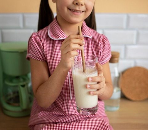 5 Manfaat Memberikan Yoghurt untuk Anak, Ini Tips yang Harus Diperhatikan