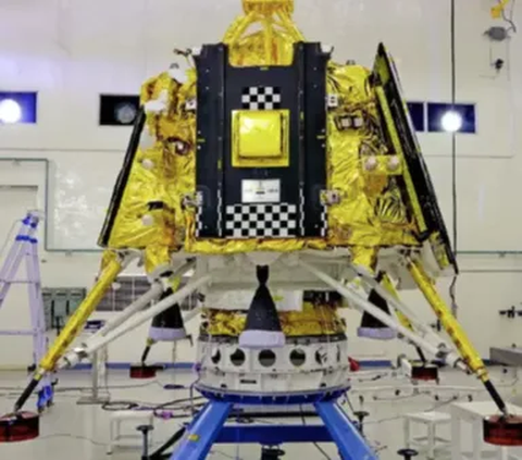 Dua Robot Penjelajah Misi Chandrayaan-3 Mogok di Bulan, Begini Kronologinya