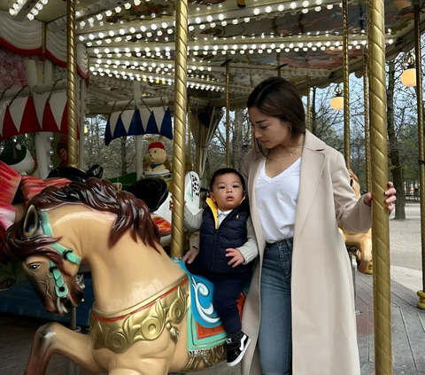 Nikita Willy's Confession Unawarely Crying While Facing Her Son
