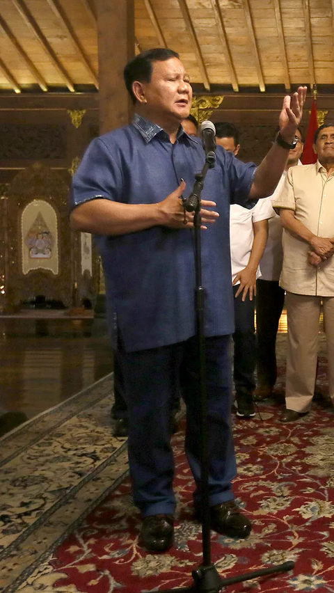 VIDEO: Dua Jenderal Darah Kopassus Saling Beri Hormat, Sikap Sempurna Prabowo dan Luhut