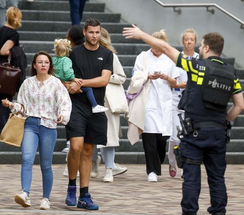 FOTO: Mencekamnya Penembakan Brutal di Rotterdam Belanda, Korban Tewas Berjatuhan