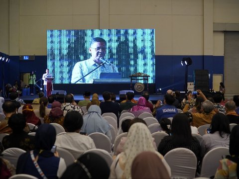 Korean Calligrapher Showcases Skills at Indonesia International Book Fair 2023