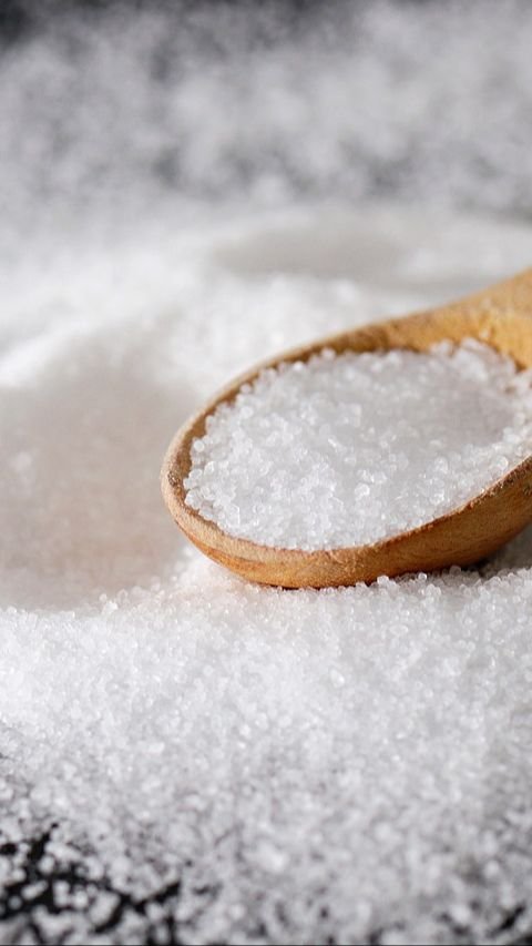 8 Masalah yang Bisa Muncul Akibat Konsumsi Terlalu Banyak Garam