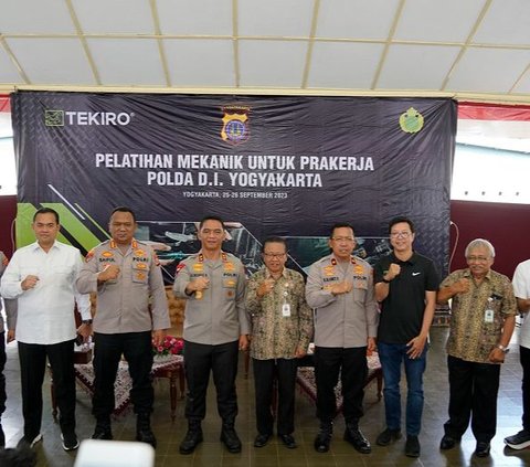 Tekiro Latih Ilmu Mekanik Motor pada Masyarakat Prakerja bersama Polda Yogyakarta