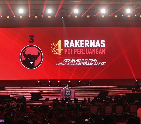 Ketua Umum PDI Perjuanga (PDIP) Megawati Soekarnoputri menyampaikan pidato berapi-api dalam Rakernas IV PDIP di JIEXPO Kemayoran, Jakarta, Jumat (29/9/2023).