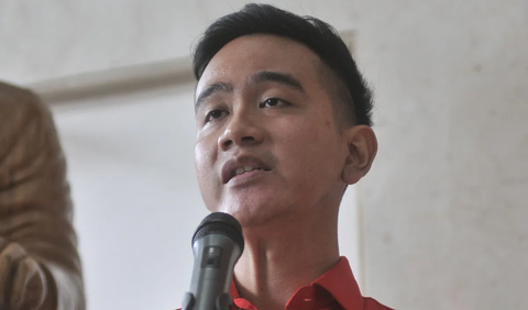 Sekretaris Jenderal PDI Perjuangan Hasto Kristiyanto meyakini Wali Kota Solo Gibran Rakabuming Raka tetap setia dengan PDI Perjuangan. <br>