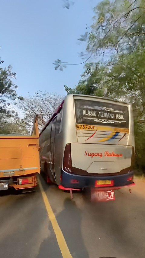 Begini Ugal-ugalannya Bus Sugeng Rahayu di Jalan, Penumpang Atheis Bisa Langsung Sadar Ingat Tuhan