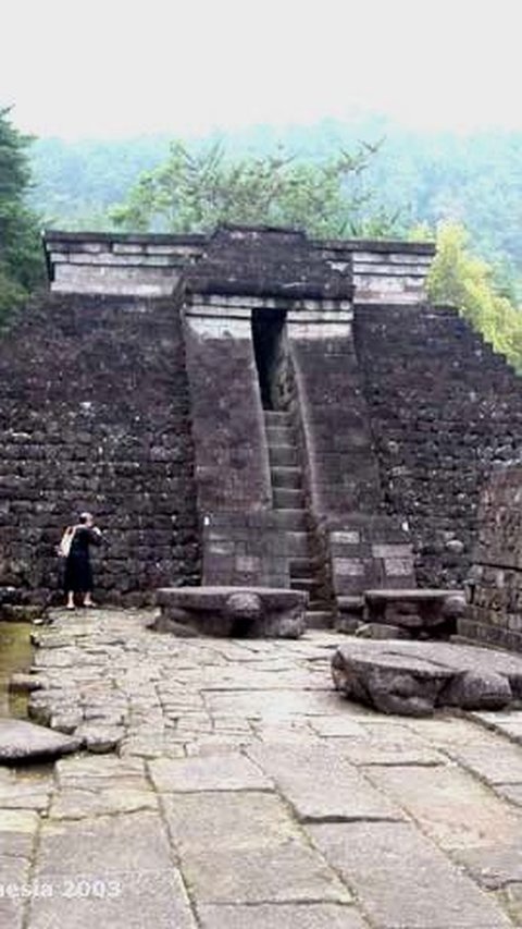 Megah dengan Ciri Khas Masing-Masing, Ini Perbedaan Candi Sukuh dan Candi Cetho