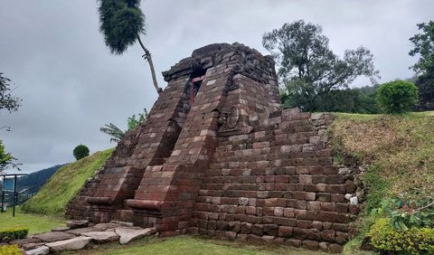 Berbeda dengan Candi Lain