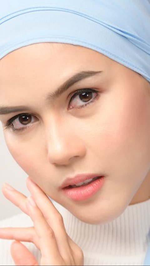 Cara Mengatasi Lip Tint jadi Blush yang Bikin Makeup Menor