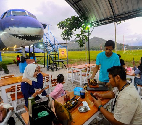 Tempat ini juga sangat rekomendesi bagi pengunjung yang mengajak anggota keluarganya untuk menikmati kuliner yang ditawarkan sambil edukasi wisata.