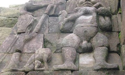 Mengenal Candi Sukuh yang Unik, Mirip Piramida Inca dan Berhias Relief Alat Vital