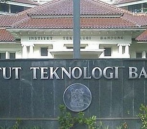 Perkenalkan, Gadis Cantik Ini jadi Mahasiswi Termuda di Kampus ITB