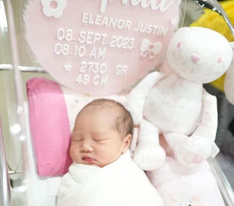 Potret Cantik & Menggemaskan Baby Sophia Anak 'Sultan' Sisca Kohl dan Jess No Limit