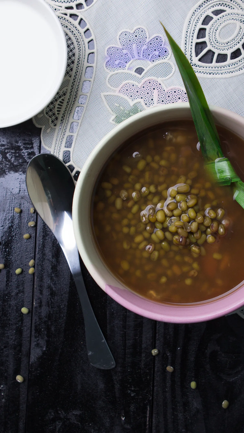 Buy Green Bean Porridge, When About to Eat Turns Out the Contents are All Sprouts