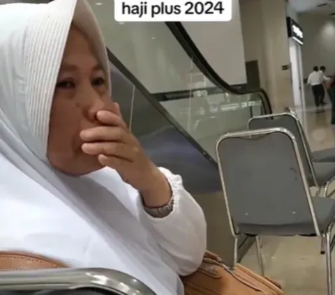Thought to be Invited to an Umrah Reunion, Turns Out This Mother Was Registered for Hajj Plus by Her Child