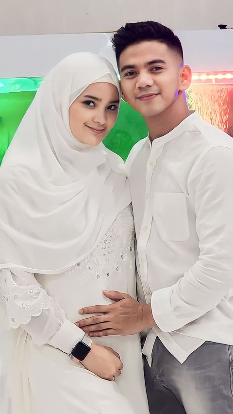 Portrait of Syifa and Ridho D'Academy's Intimacy Who Will Be Blessed with Their Second Child