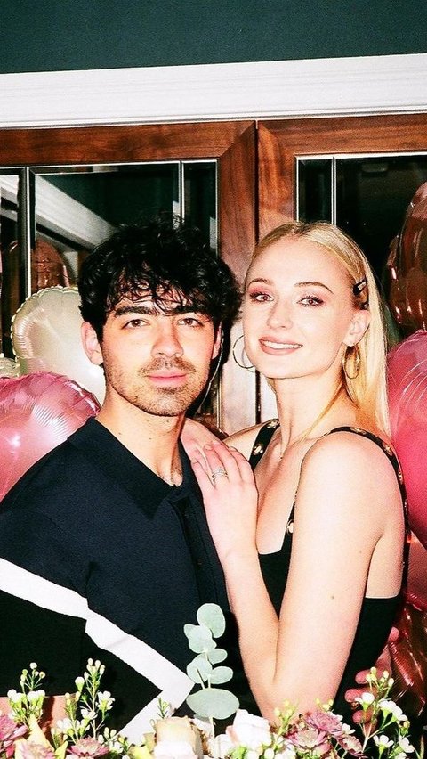 Joe Jonas And Sophie Tuner Reportedly Divorced Trstdly Trusted News In Simple English 2662