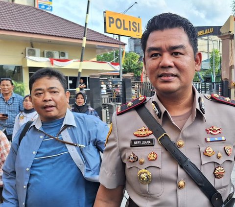 Guru Dibacok Gerombolan Pemuda Bermotor hingga Terkapar Bersimbah Darah, Polisi Kejar Pelaku