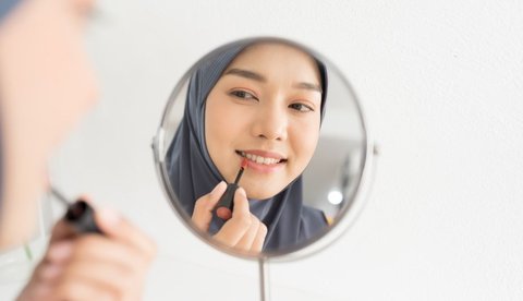 Produk Bibir Multifungsi