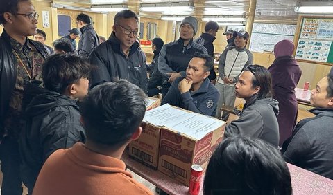 Konsulat Jenderal Republik Indonesia (KJRI) Cape Town, Tudiono mengatakan, di penghujung Agustus 2023, terdapat 148 ABK Indonesia yang sedang bersandar di pelabuhan Waterfront, Cape Town<br>