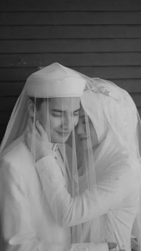 Momen Pernikahan Alvin Faiz dan Henny Rahman