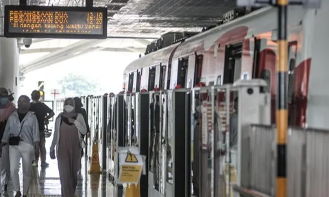 Sepekan Beroperasi: Penumpang LRT Jabodebek Tembus 222.800 Orang!