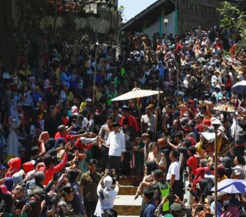 Warisan Budaya Islam di Klaten, Ini Fakta Menarik Tradisi Sebar Apem Yaa Qowiyyu