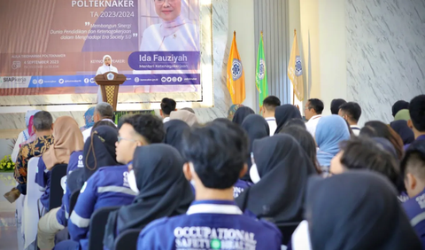 Ida Fauziyah berharap mahasiswa baru Polteknaker menjadi mahasiswa dan lulusan yang istimewa serta tidak menambah jumlah pengangguran di Indonesia.<br>