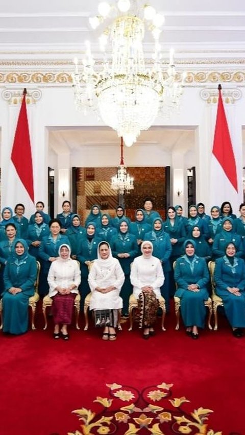 Dipimpin Istri Pensiunan Jenderal Polri, Ini Momen Ibu-Ibu PKK Temui Iriana Jokowi di Istana