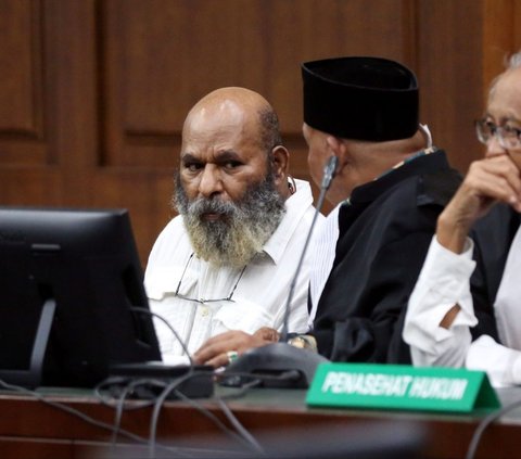Tensi Lukas Enembe Naik Ngamuk Dicecar Jaksa, Sidang Kasus Dugaan Korupsi Infrastruktur Papua Ditunda
