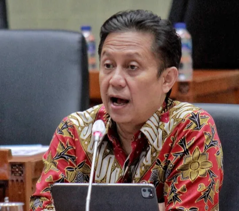 Menteri Kesehatan Budi Gunadi Sadikin mencatat kasus infeksi saluran pernapasan (ISPA) di DKI Jakarta terus meningkat akibat polusi udara yang kian memburuk di Jabodetabek.