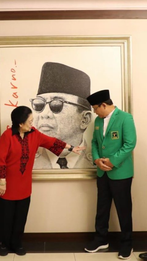 Megawati Ajak Ketum Partai Pendukung Ganjar Berfoto Berlatar Lukisan Bung Karno, Apa Maknanya?<br>
