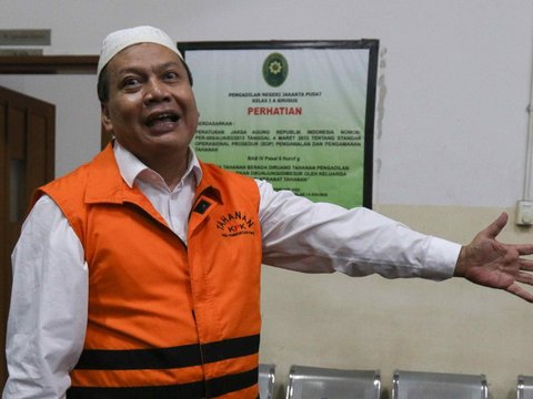 FOTO: Kasus Suap dan Pemalsuan Surat, Terdakwa AKBP Bambang Kayun Divonis 6 Tahun Bui