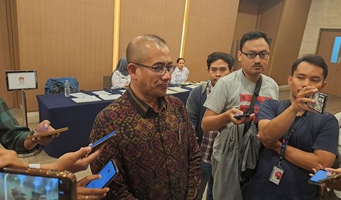 Terakhir, KPU membahas rancangan PKPU tentang pemungutan dan penghitungan suara. Draft tersebut akan membahas tentang penggunaan dua panel pada penghitungan suara di TPS.<br>