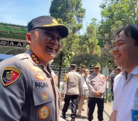 Kapolres Surabaya Dipeluk Gembira Siswa SMK Prapanca 2 Usai Penyegelan Sekolah Dibuka Kembali