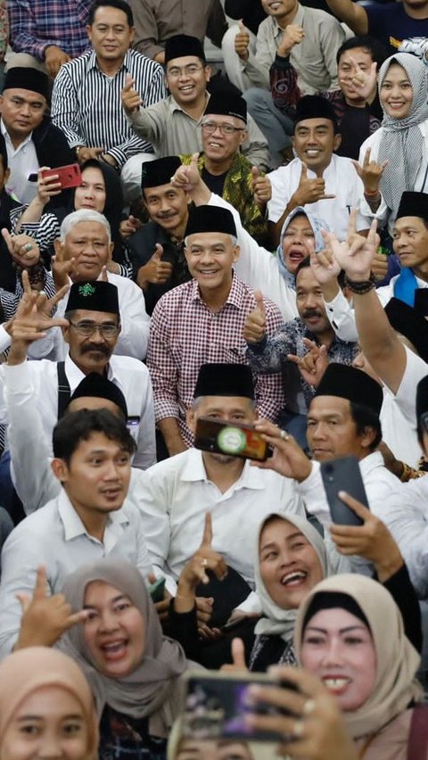 Ramai-Ramai Kiai Se-Jateng Doa Bersama untuk Masa Depan Ganjar setelah Purnatugas