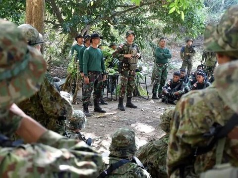 Prajurit Marinir Indonesia Kenalkan Cara Bertahan Hidup Di Hutan Kepada Angkatan Darat Jepang Dan Singapura