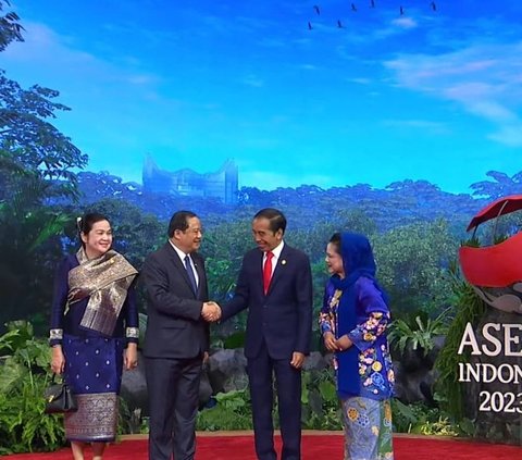 Pamerkan IKN, Jokowi-Iriana Sambut Kedatangan Para Pemimpin Negara ASEAN