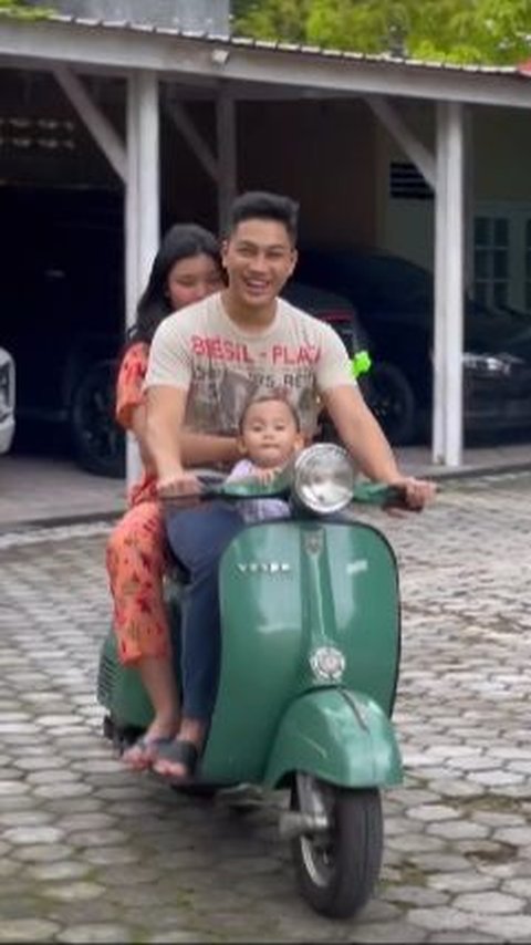 Momen Perwira Polisi dengan Istrinya Putri Ketua MPR Kepergok Vespa-an oleh Sang Jenderal <br>