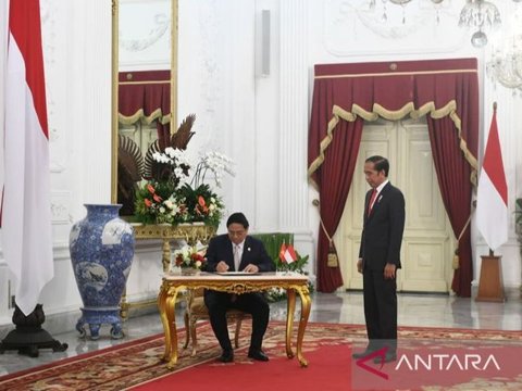 Bertemu PM Vietnam, Jokowi Bahas Kerja Sama Pengembangan Kendaraan Listrik