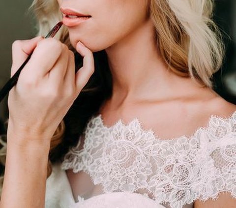 This Bride Refuses to Post Wedding Photos Because of Failed Makeup, the Result is Jaw-dropping!