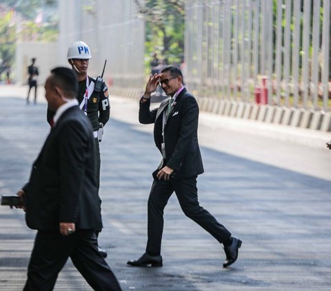 Menteri Pariwisata dan Ekonomi Kreatif (Menparekraf) Sandiaga Salahuddin Uno tiba untuk menghadiri pembukaan KTT ASEAN ke-43 di Jakarta Convention Center (JCC), Senayan, Selasa (5/9/2023).