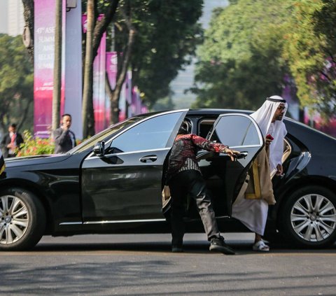 Tema ini akan menjadi pembahasan utama dan menghasilkan sejumlah pembahasan yang lebih spesifik.<br>